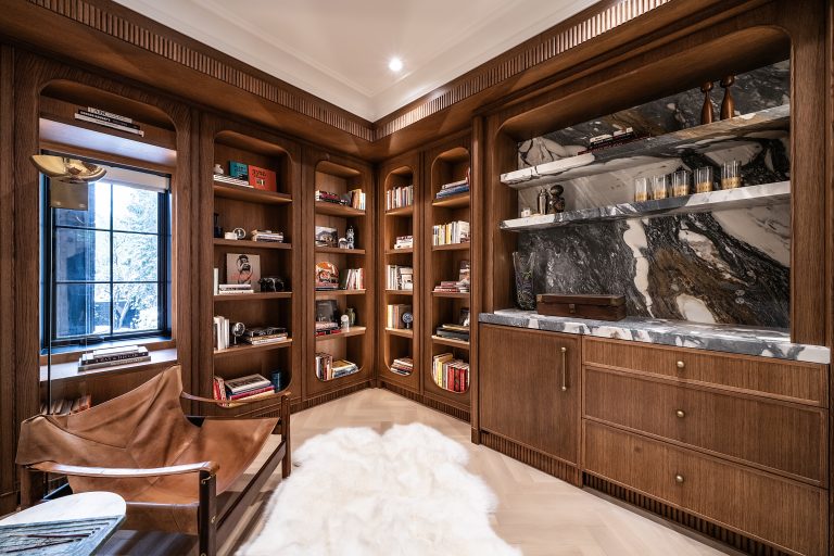 Picture 1542 showing our quality millwork at client site.