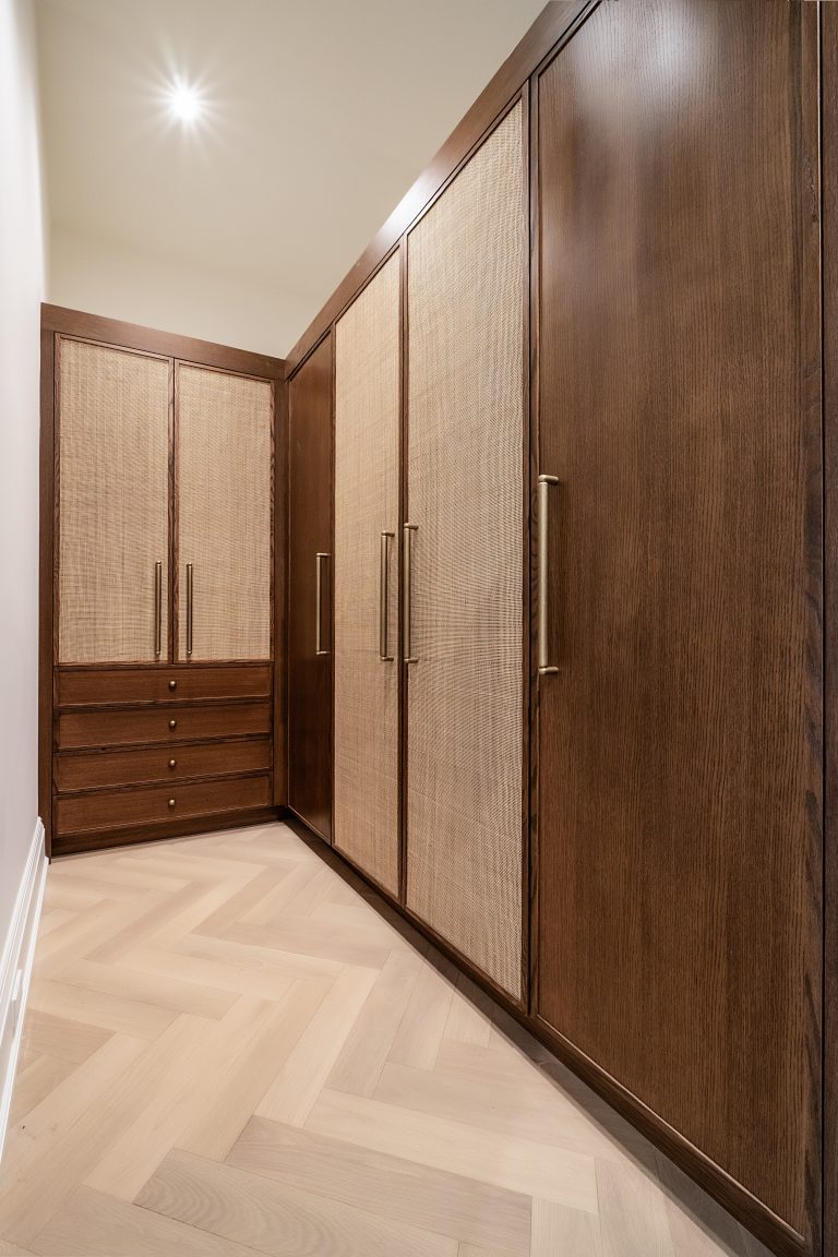 Picture 1508 showing our quality millwork at client site.