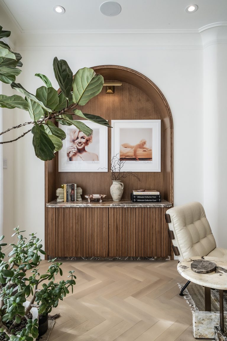 Picture 1554 showing our quality millwork at client site.