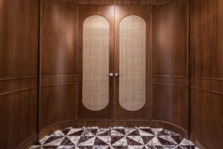 Picture 1606 showing our quality millwork at client site.