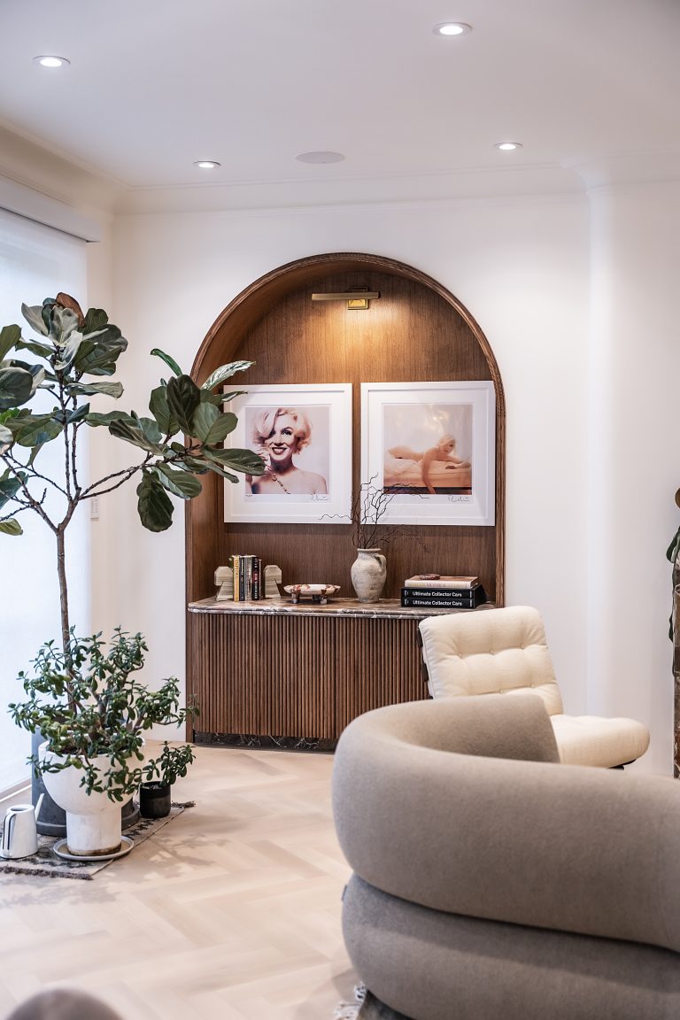 Picture 1564 showing our quality millwork at client site.